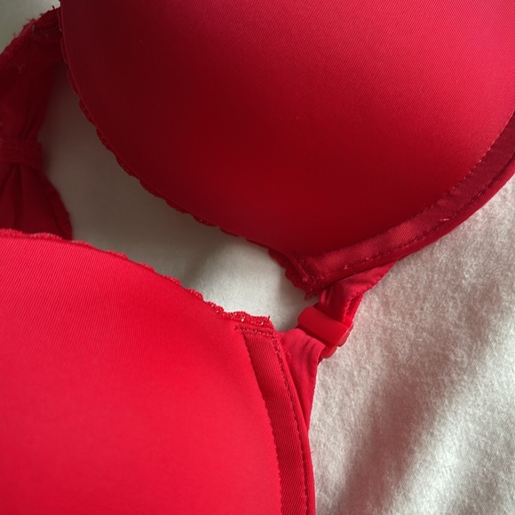 Red Lacey detail push up bra - Picture 5 of 6